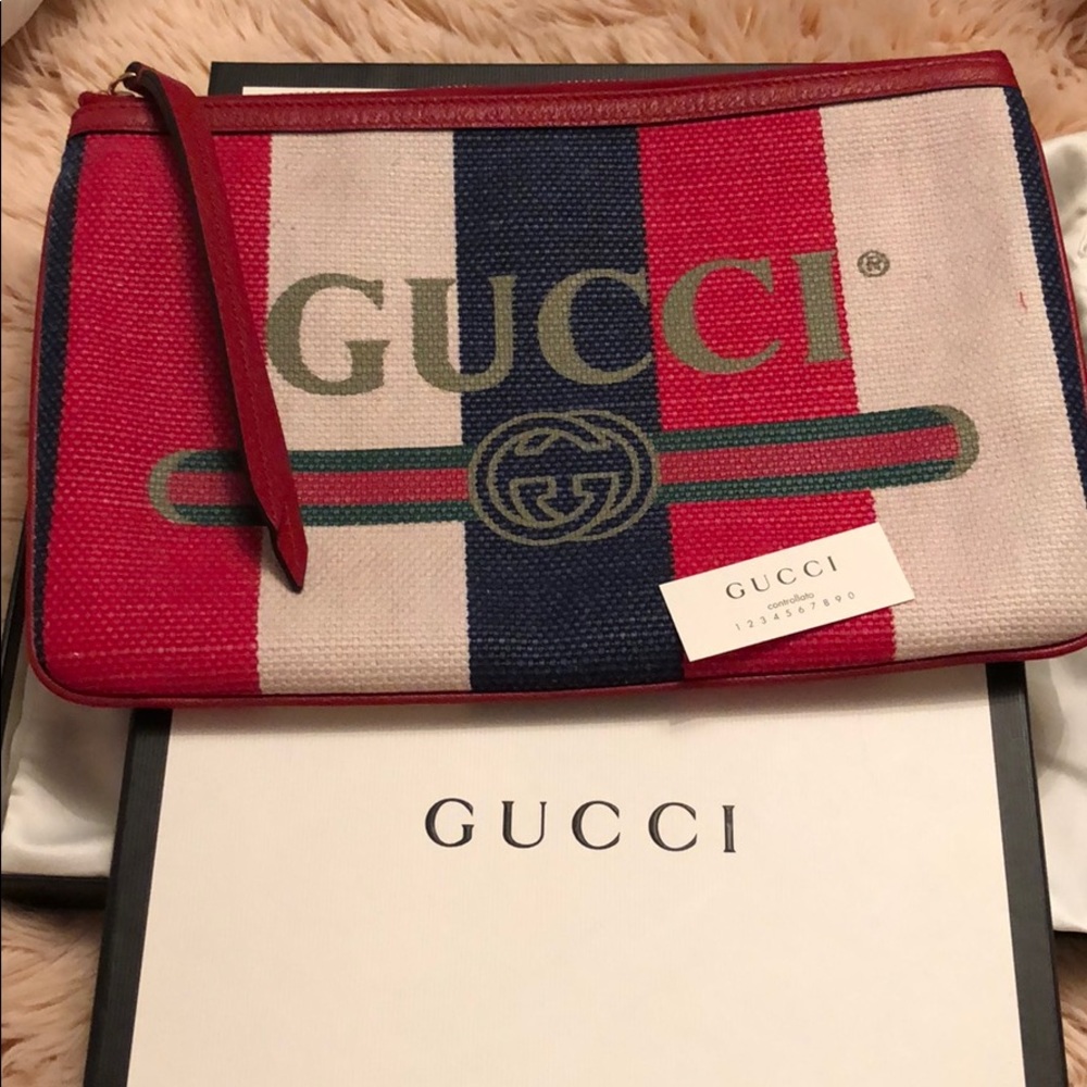 Gucci Zip Clutch